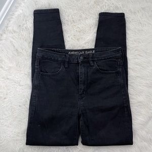 American Eagle Black Super High Rise Jeggings Size 6